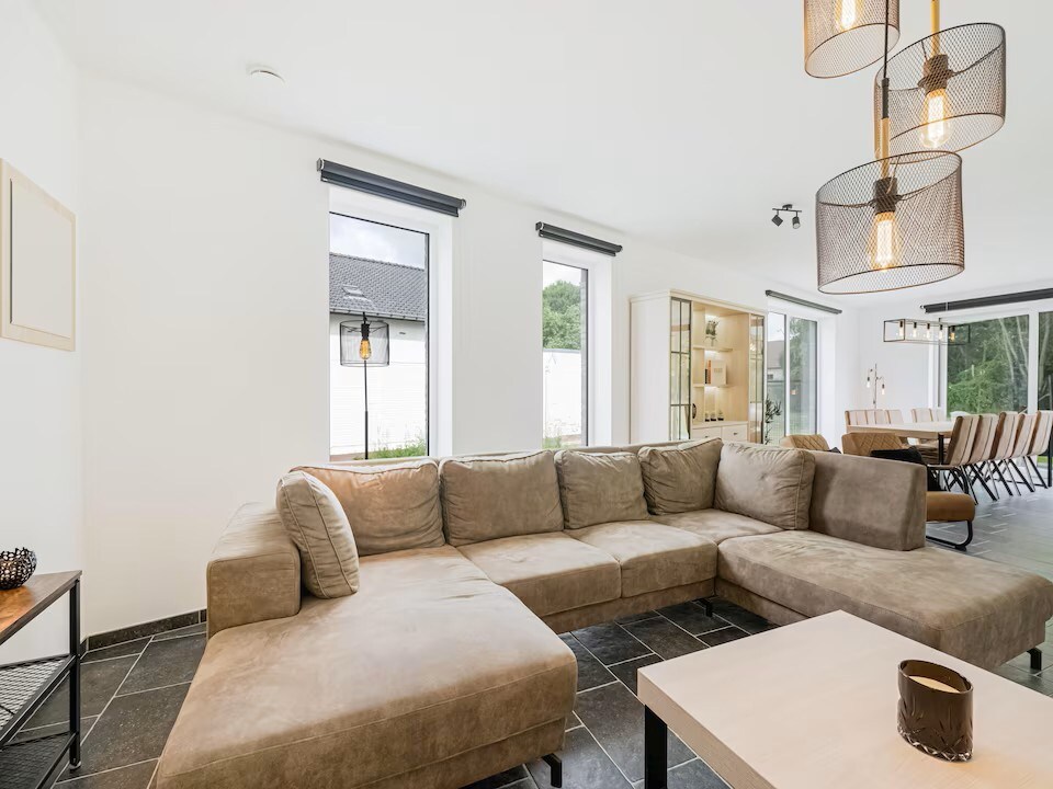 Ruime nieuwbouwwoning met 4 slaapkamers 