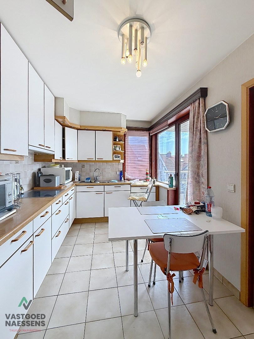 APPARTEMENT À RÉNOVER DE 3 CHAMBRES - TERRASSE ENSOLEILLÉE - QUARTIER RÉSIDENTIEL CALME 