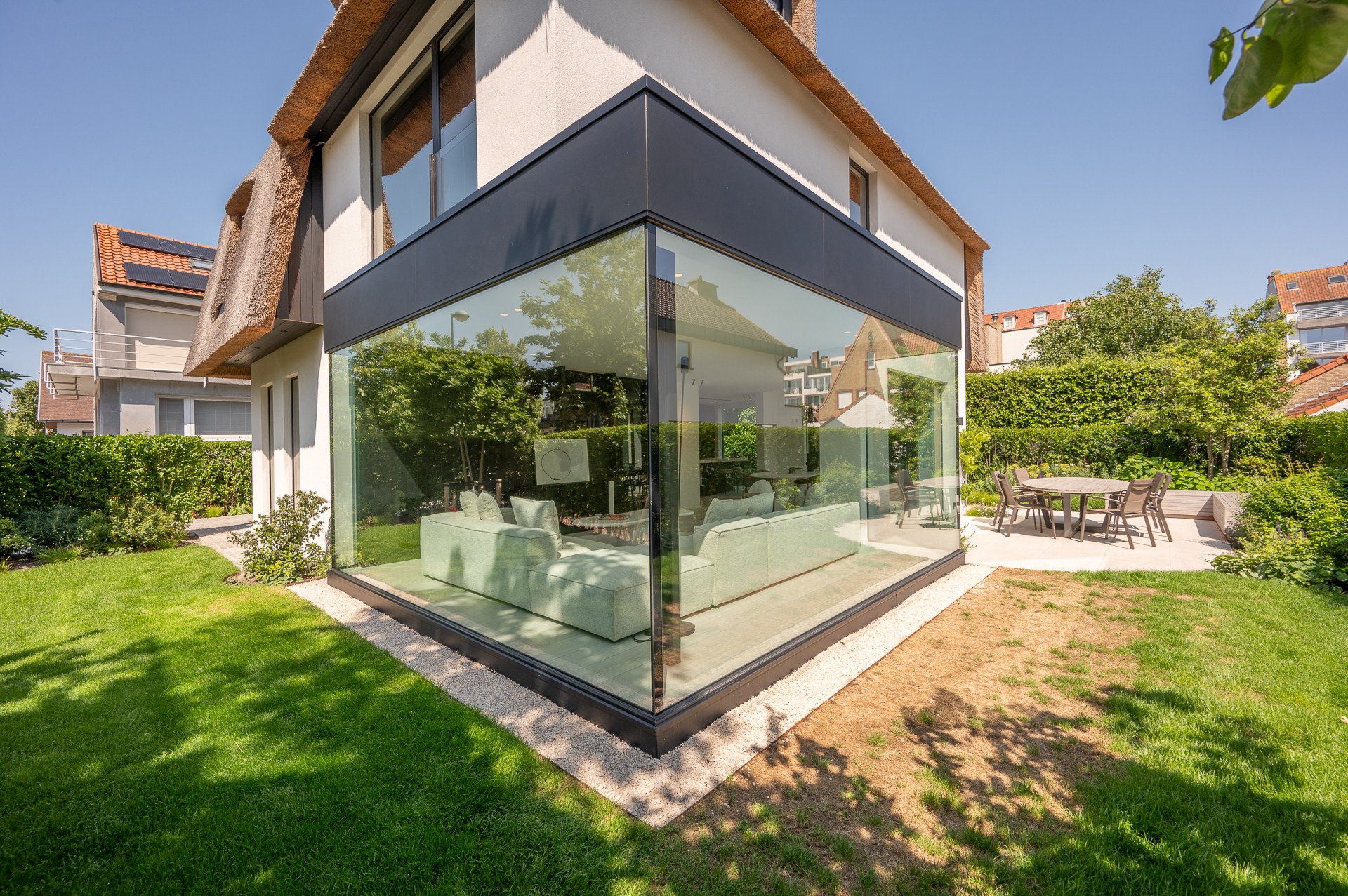 Villa neuve clé en main dans un emplacement de choix calme près du Zegemeer et à distance de marche du centre. 