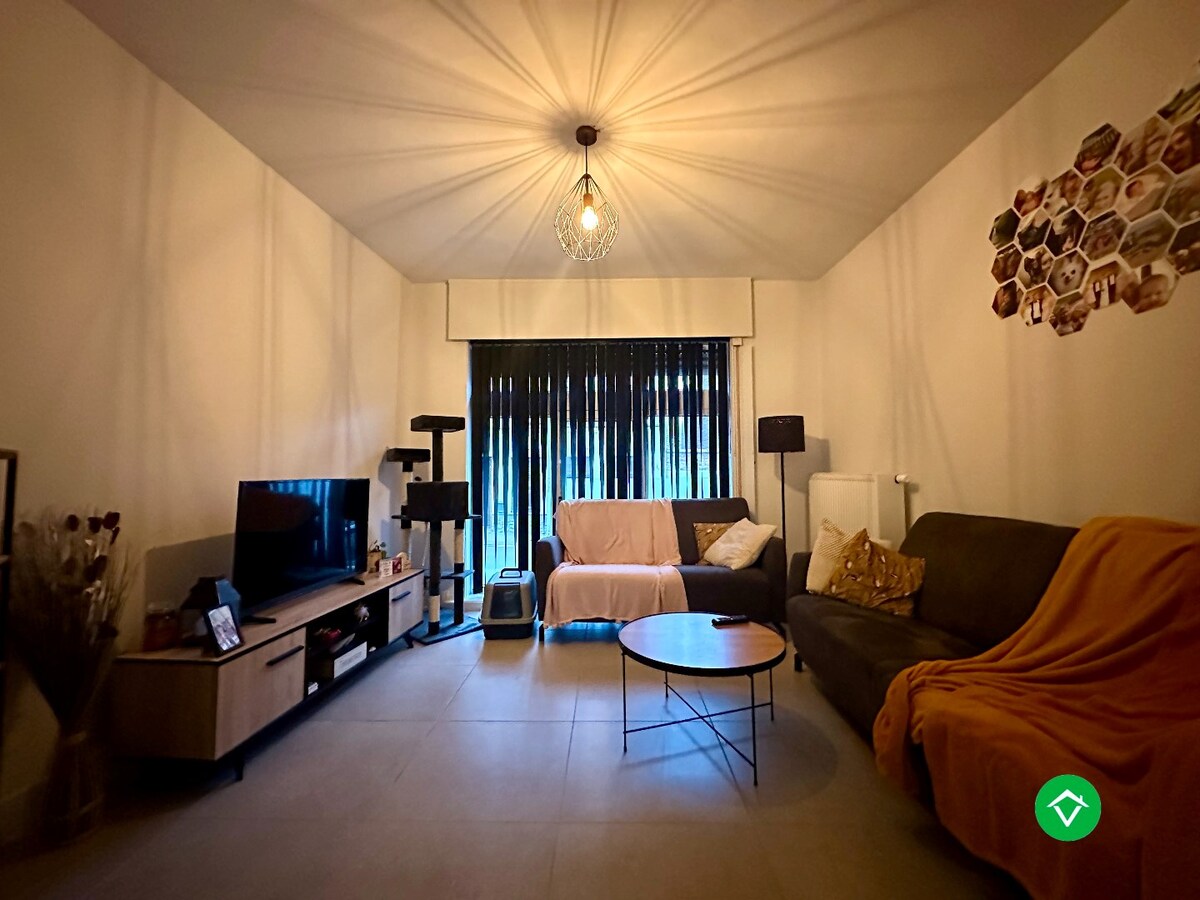 Instapklare woning met 2 slaapkamers in het centrum van Hooglede 