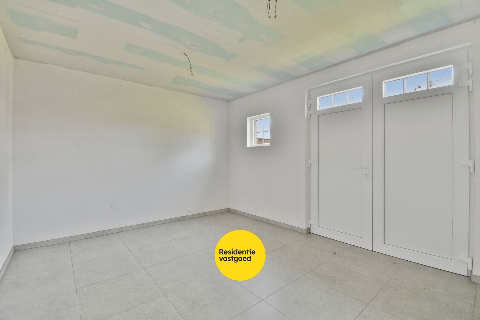 Nieuwbouwwoning met 3 slaapkamers en tuin te huur in Eernegem! 