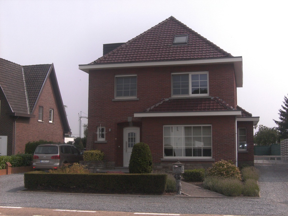 Verhuurd herenhuis - Paal