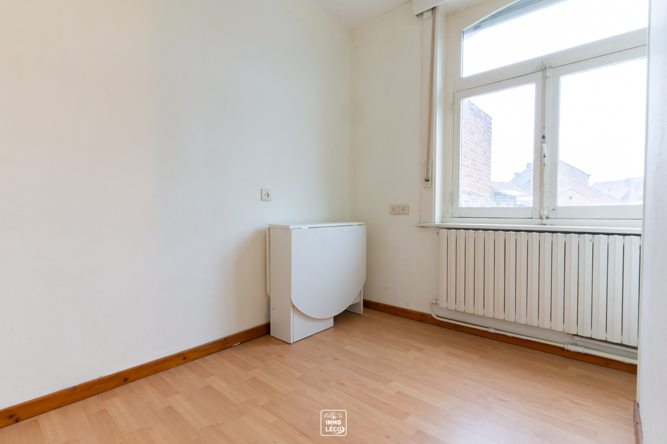 Maison saine &amp; rénovée avec jardin, idéalement située, COUP DE COEUR ! 