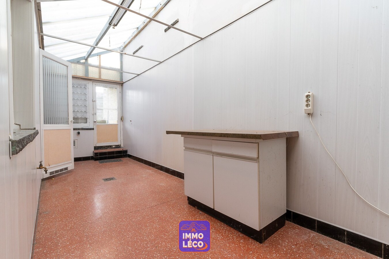 Maison avec jardin dans une rue calme, excellent potentiel ! 