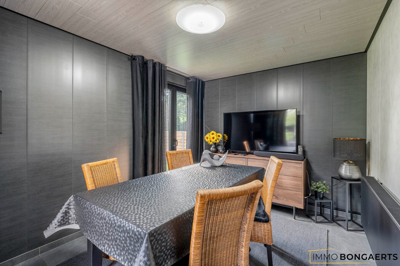 Gelijkvloerse woning op rustige locatie 