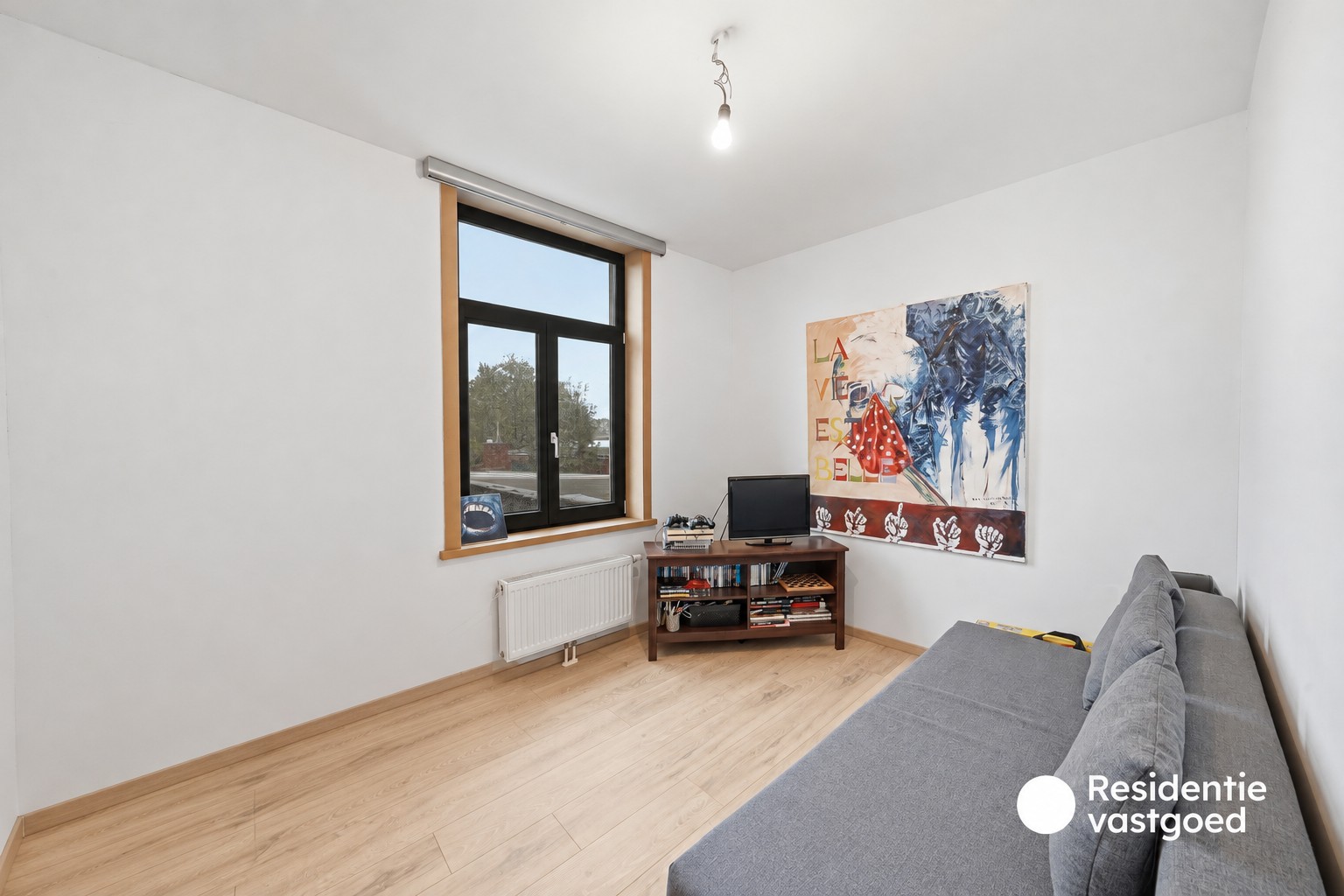 Karaktervolle en instapklare gezinswoning met vier slaapkamers 