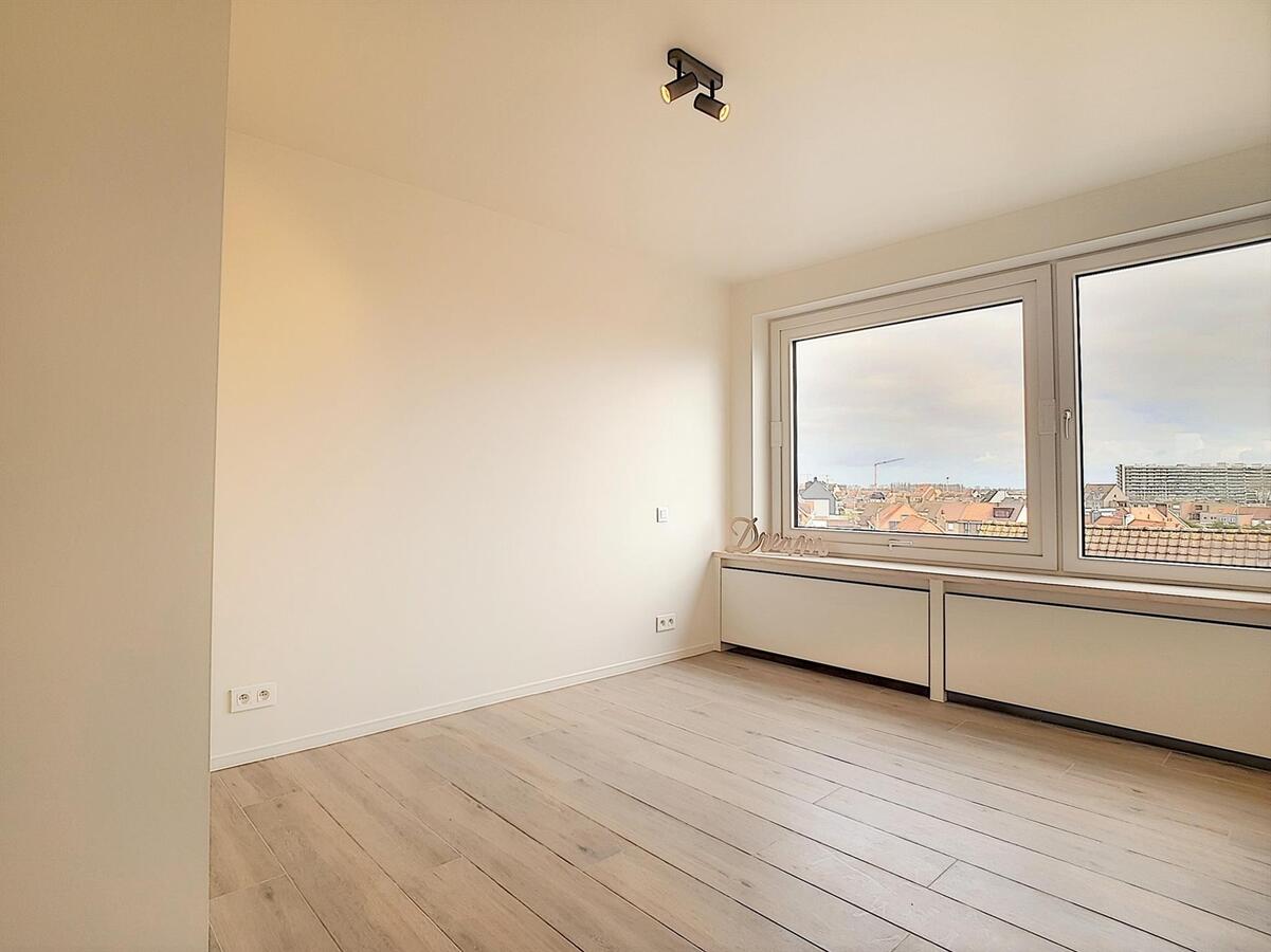 Knap gerenoveerd appartement met open zichten - Heist 