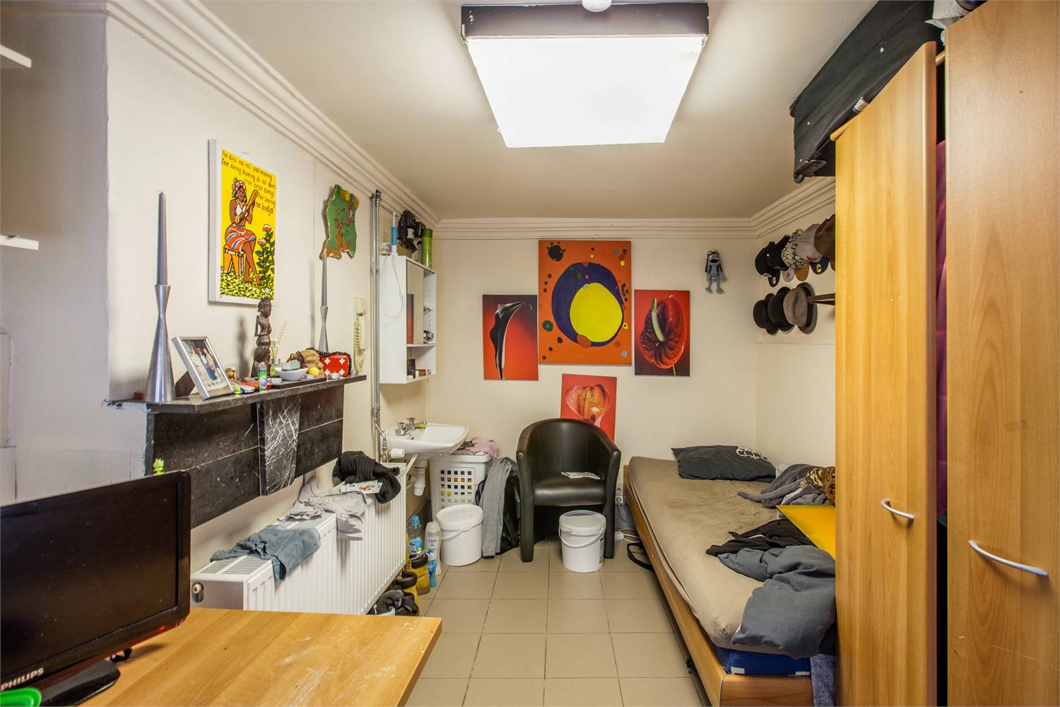 Ideaal gelegen studentenhuis bestaande uit 9 kamers en 2 studio's! 