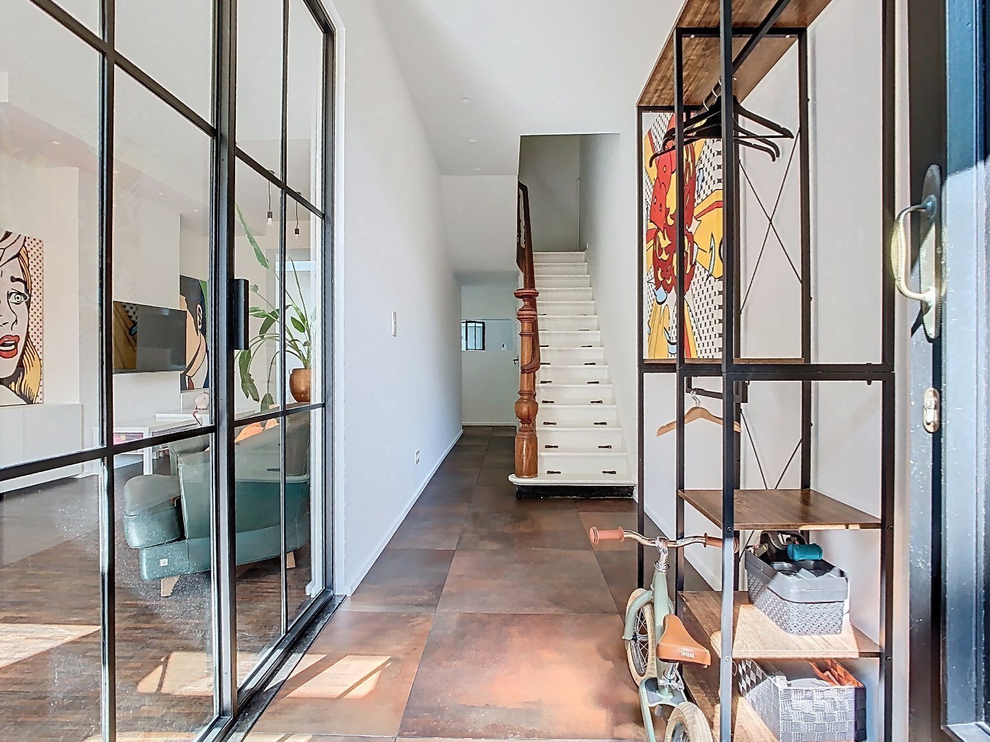 Mooie instapklare herenwoning nabij centrum Brasschaat met 4 slaapkamers 