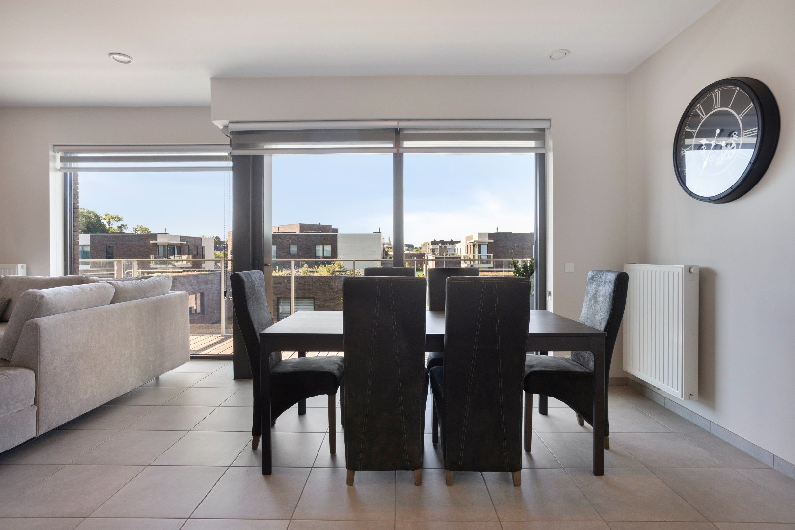 Recent app (76m²!) met 1 slpk, ruim terras en kelder 