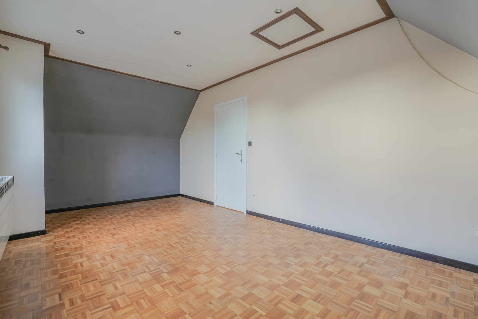 HOB met zonnige tuin in een rustige wijk te Zelzate 