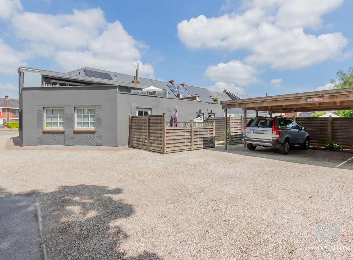 Ruim en eigentijds appartement ! Energiezuinig !!  GEEN VASTE KOSTEN. 