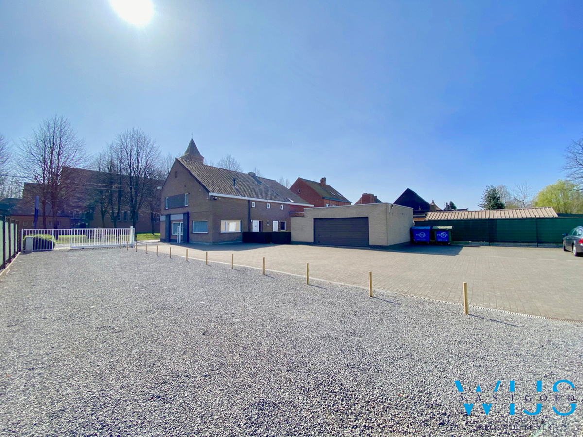 Multifunctionele bedrijfsruimte/ garage met bijhorende woning 