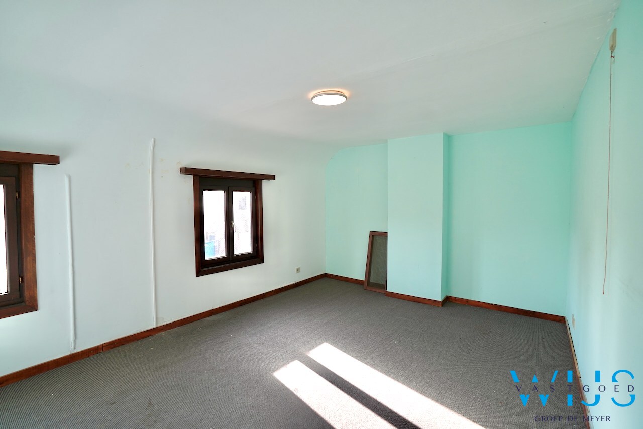 Woonhuis met 2 slaapkamers te Bassevelde ! 