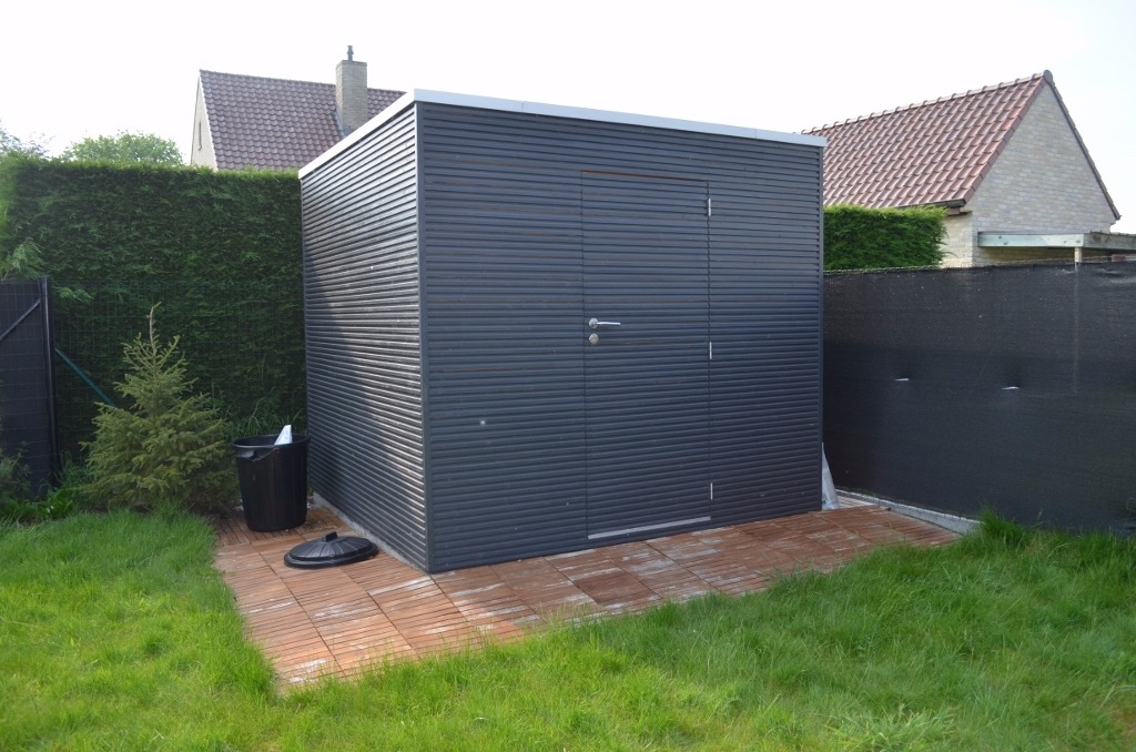 Recente halfopen bebouwing met 4 slpks en tuin te Maldegem 