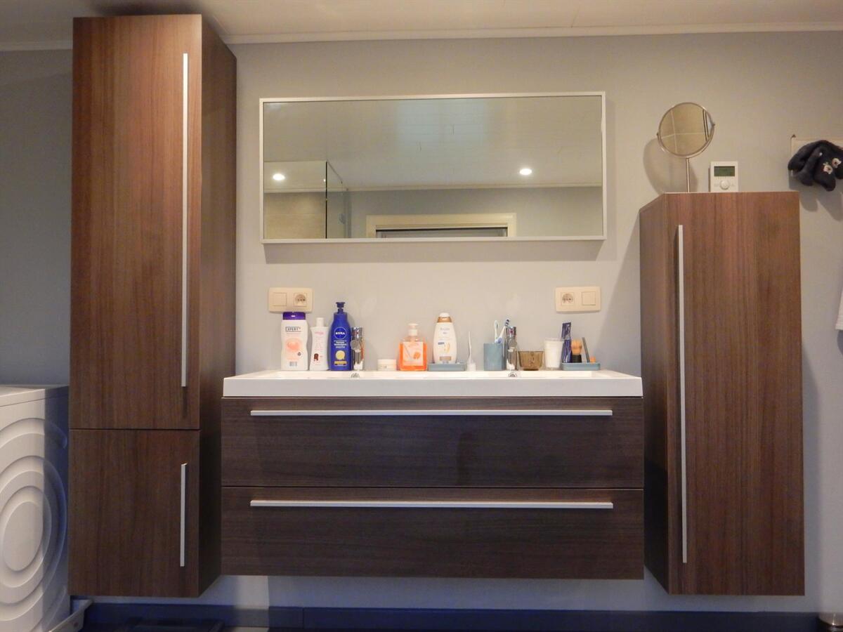 Charmante volledig gerenoveerde woning met 3 slaapkamers 