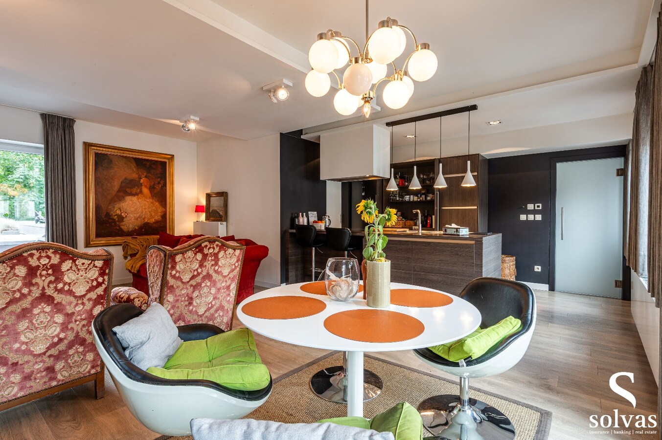 Uniek pand in het hart van Maldegem – wonen en werken onder één dak! 