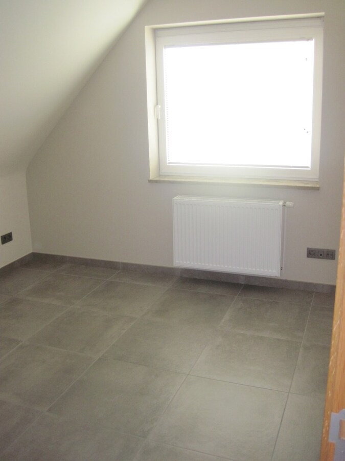 Luxueus en ruim appartement in rustige omgeving. 