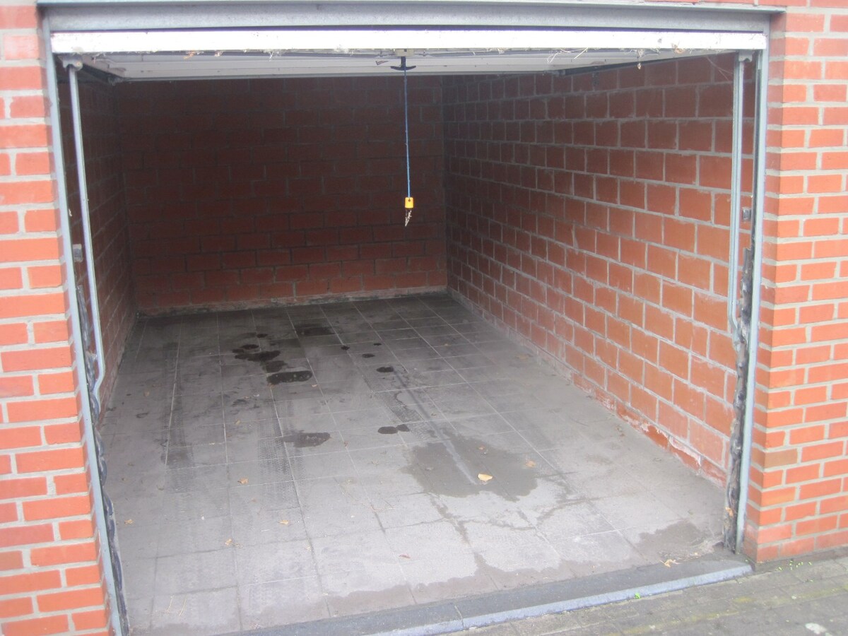 Garage in de onmiddellijke nabijheid van de Markt. 
