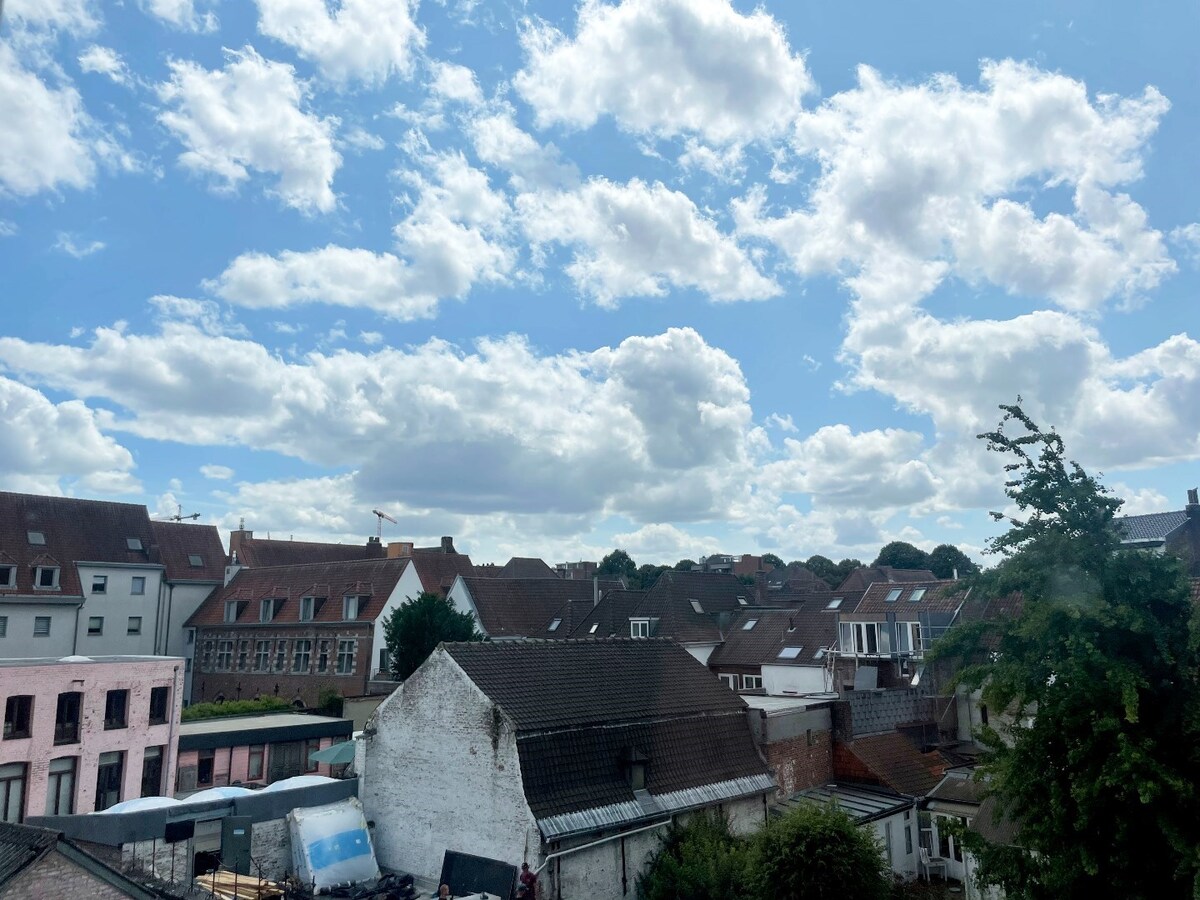 Triplex de 4 chambres en plein coeur de Tournai ! 