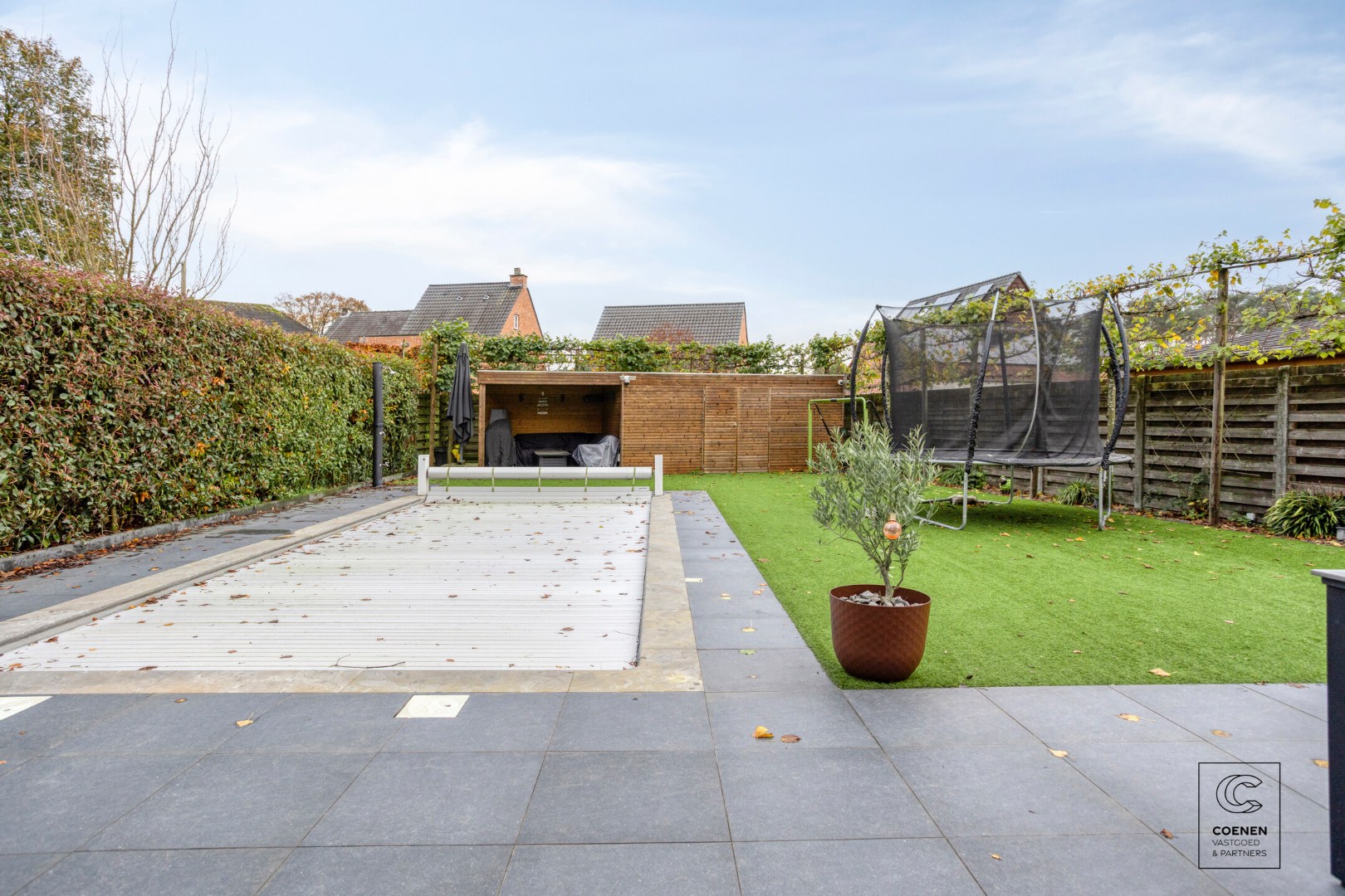 Prachtige woning (2013) van 256 m² met 4 slaapkamers in een doodlopende straat te Grobbendonk! 