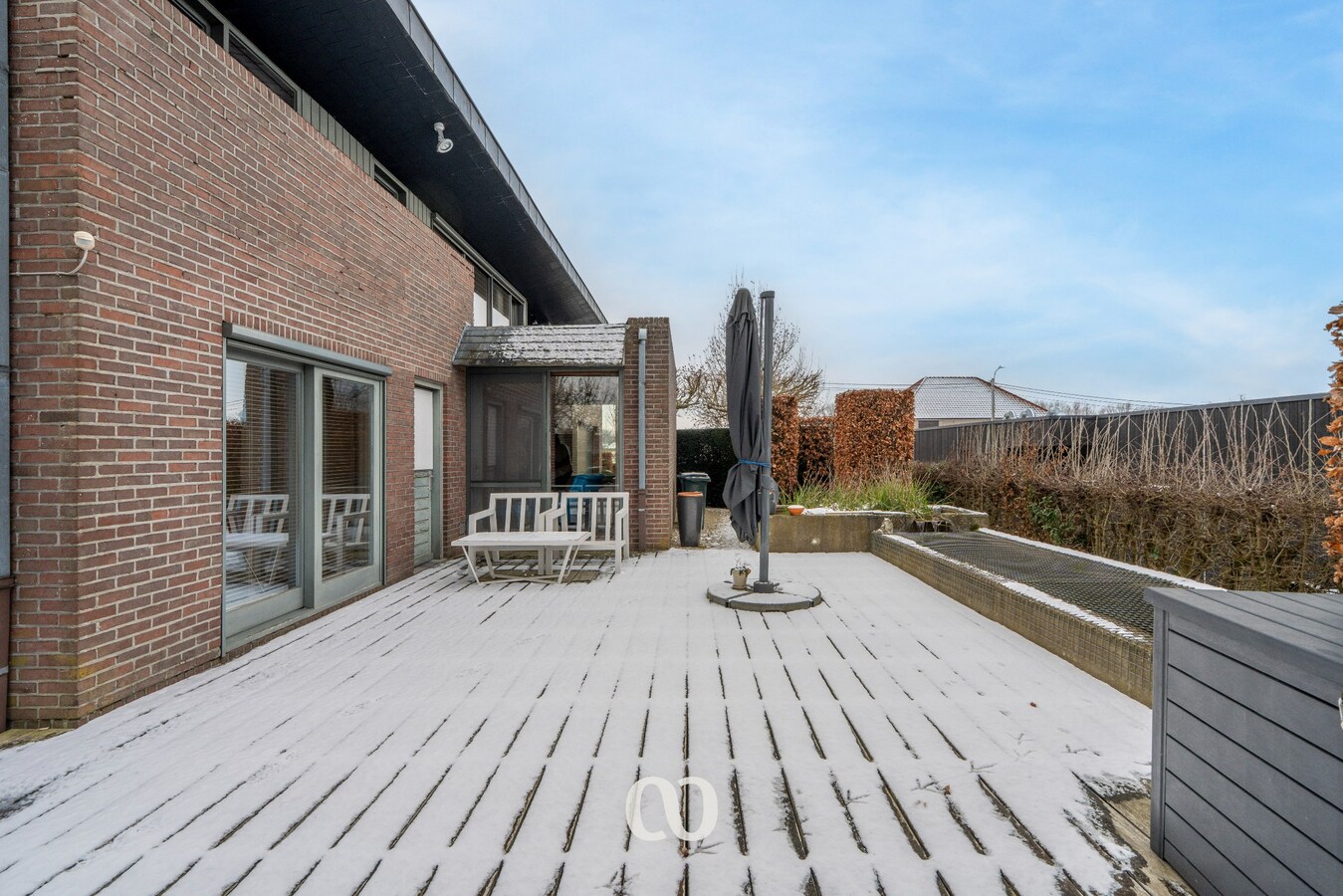 Bijzondere architectenwoning in groene en rustige omgeving 
