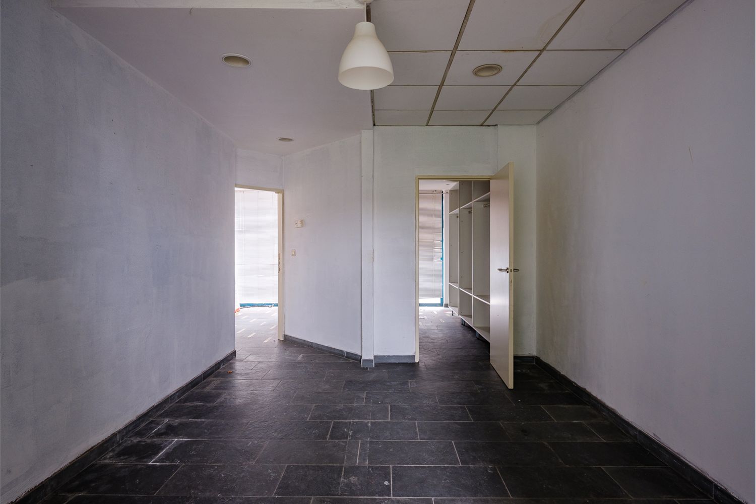 Opbrengsteigendom gelegen te Rooigemlaan! 