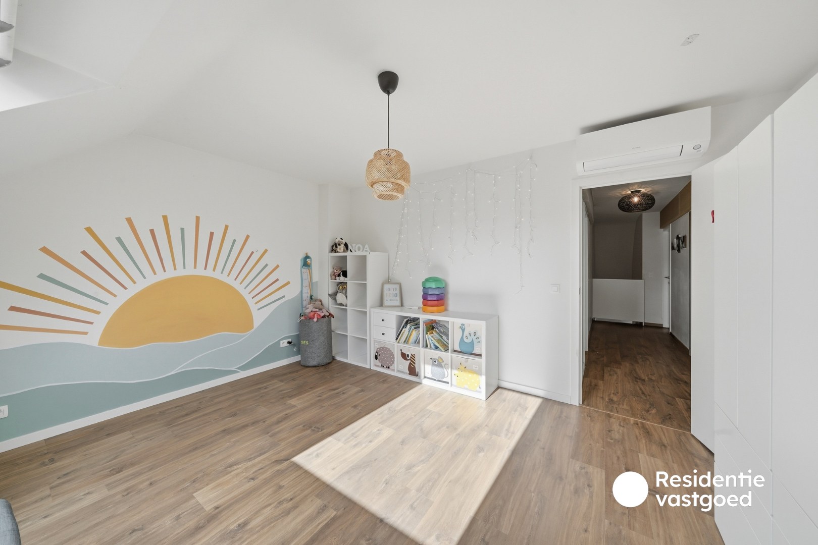 Instapklare woning te koop met garage en tuin! 