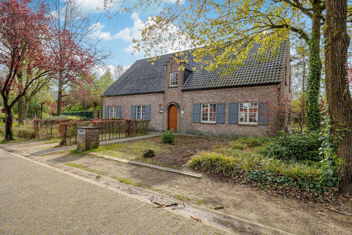Villa met 3 slaapkamers op een mooi perceel van 1.606 m²  te Zoersel 