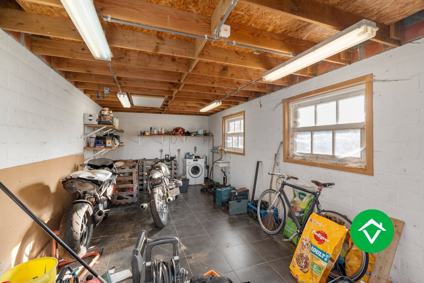 Charmante landelijke woning met drie slaapkamers, ruime garage en prachtig vergezicht te Bovekerke (Koekelare) 