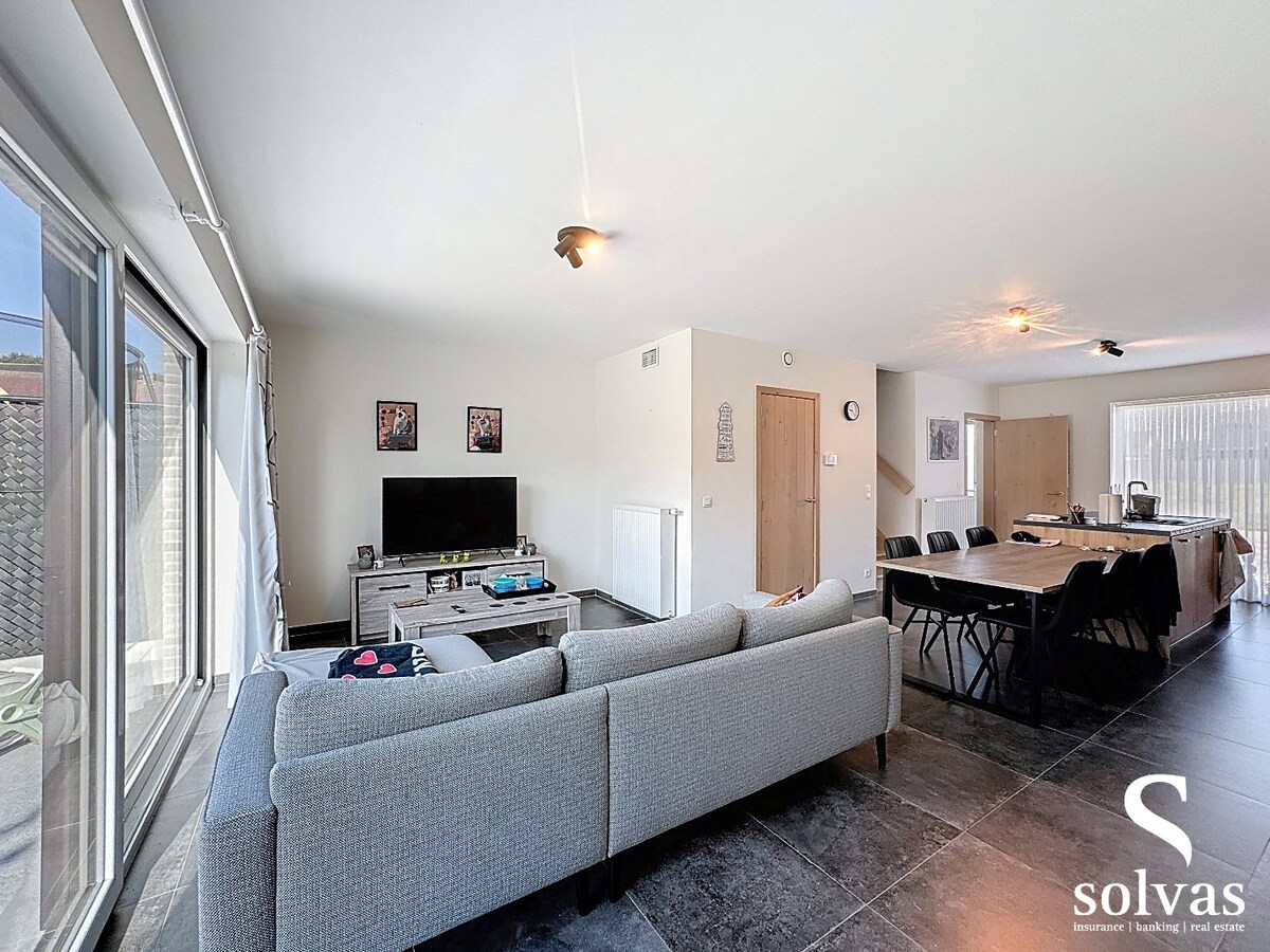 IN OPTIE: Recente energiezuinige woning met 3 slaapkamers en tuin 