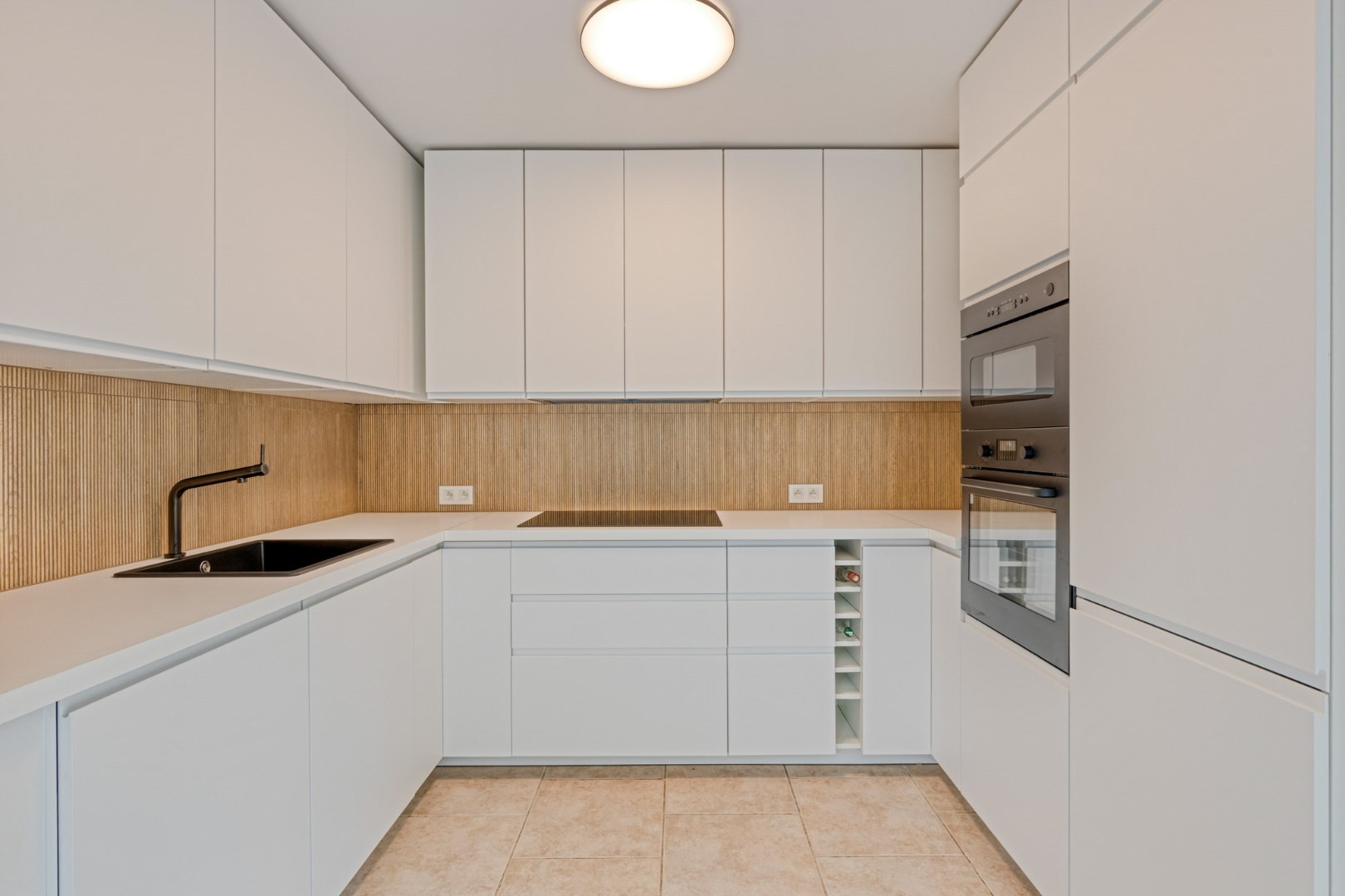 Vernieuwde woning met 3 kamers + garage 1652 ALSEMBERG (BEERSEL) 