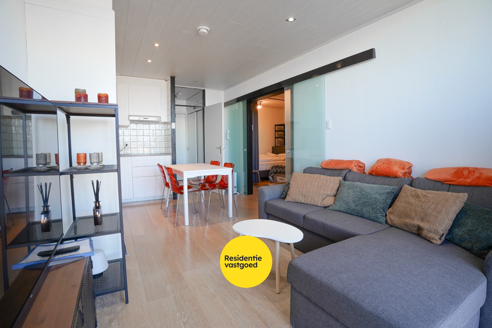 Instapklaar appartement met zeezicht in Nieuwpoort-Bad 