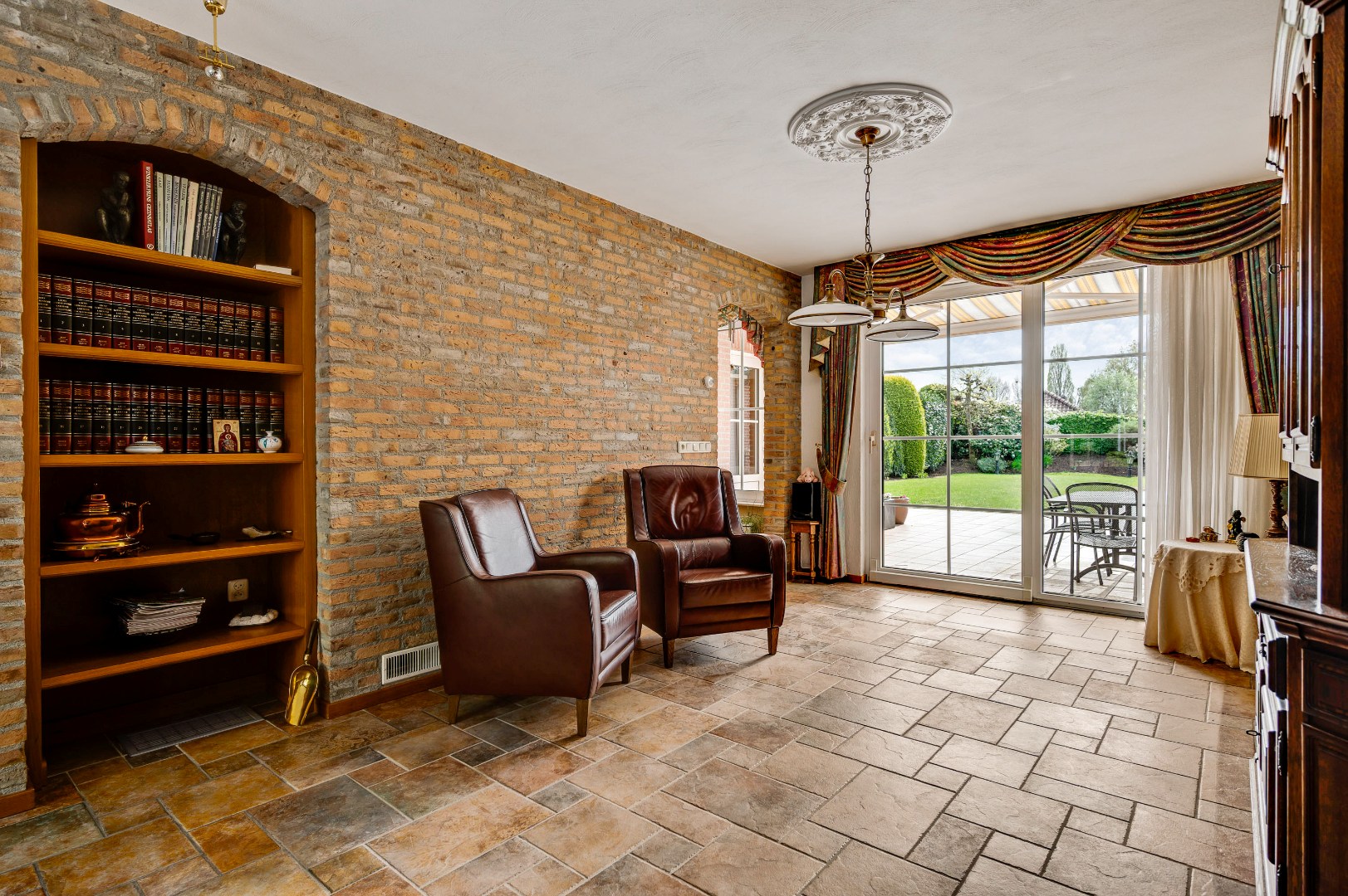 Eengezinswoning te koop in Weert