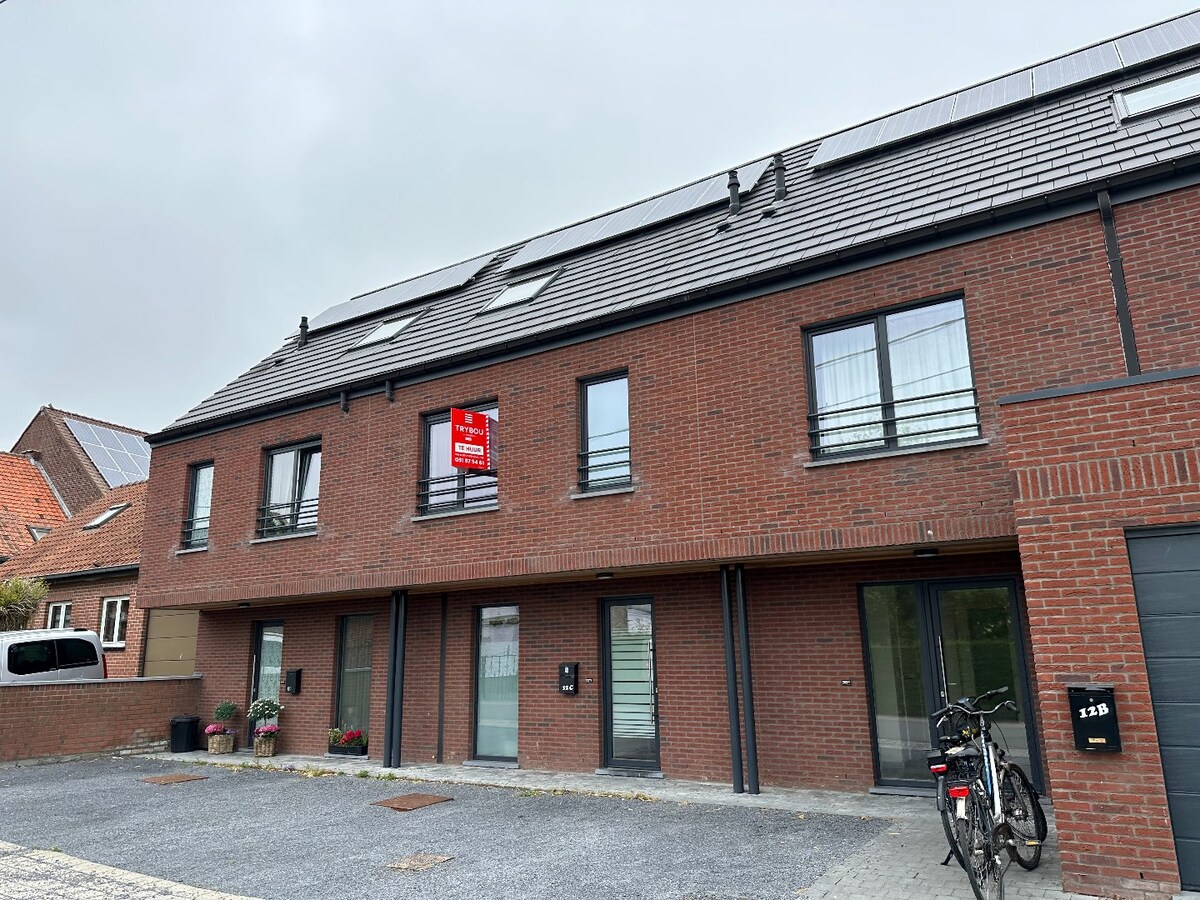 Verrassend ruime, energiezuinige woning in Centrum Houthulst 