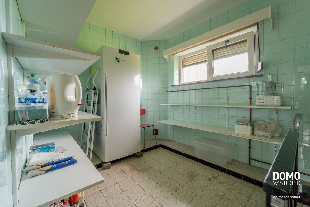 UNIEKE WONING MET 2 RUIME LOODSEN OP PERCEEL VAN 58A49CA 