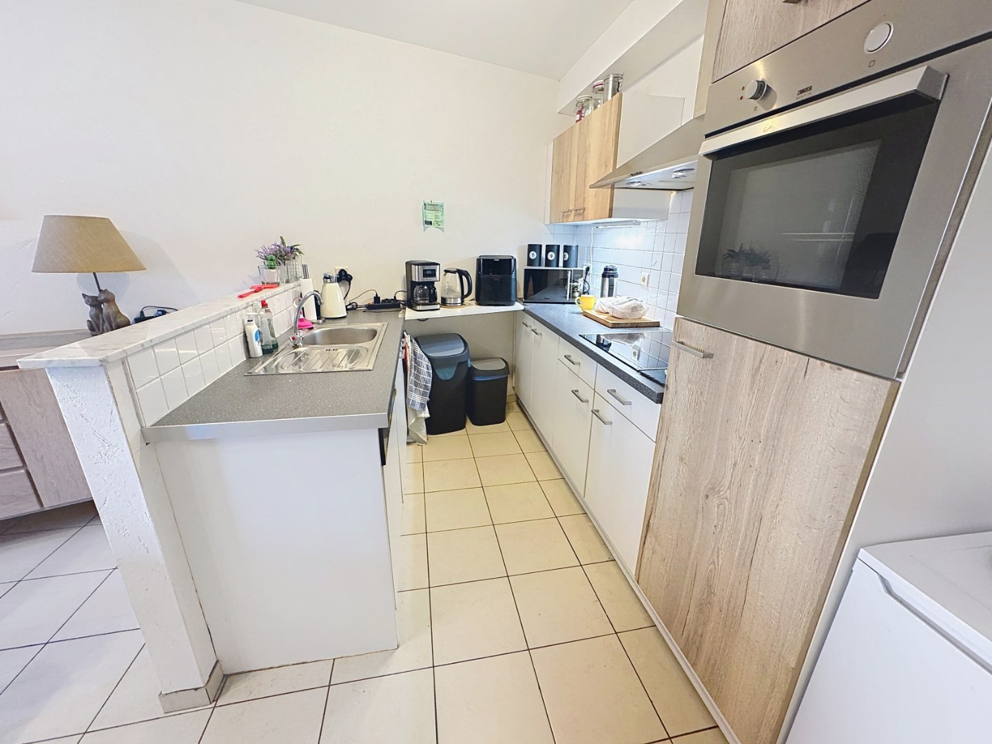 Recent en centraal gelegen appartement met garage 