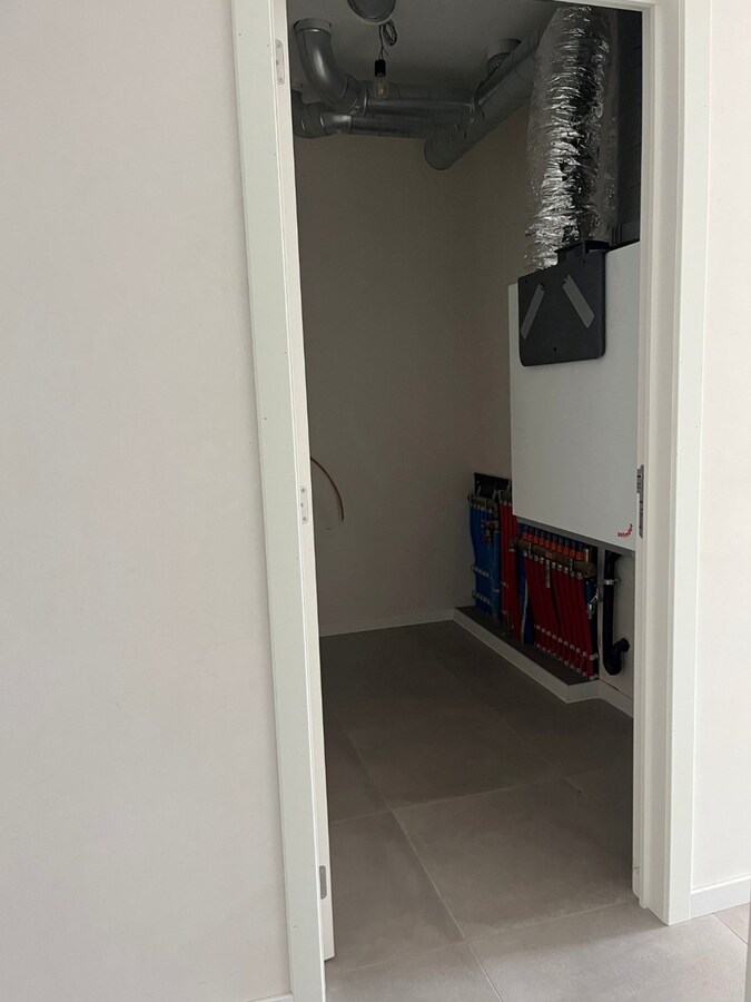 Ruim 2 slpk-appartement incl. staanplaats en kelderberging. 