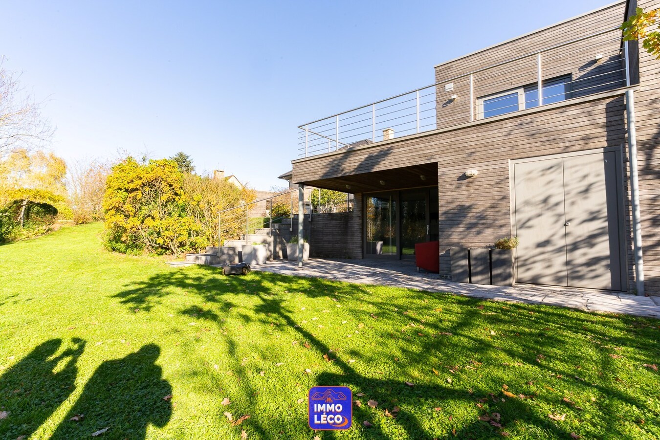 Propriété de prestige au Bois Fichaux avec dépendance, érigée sur 1899m² ! Vue imprenable ! 