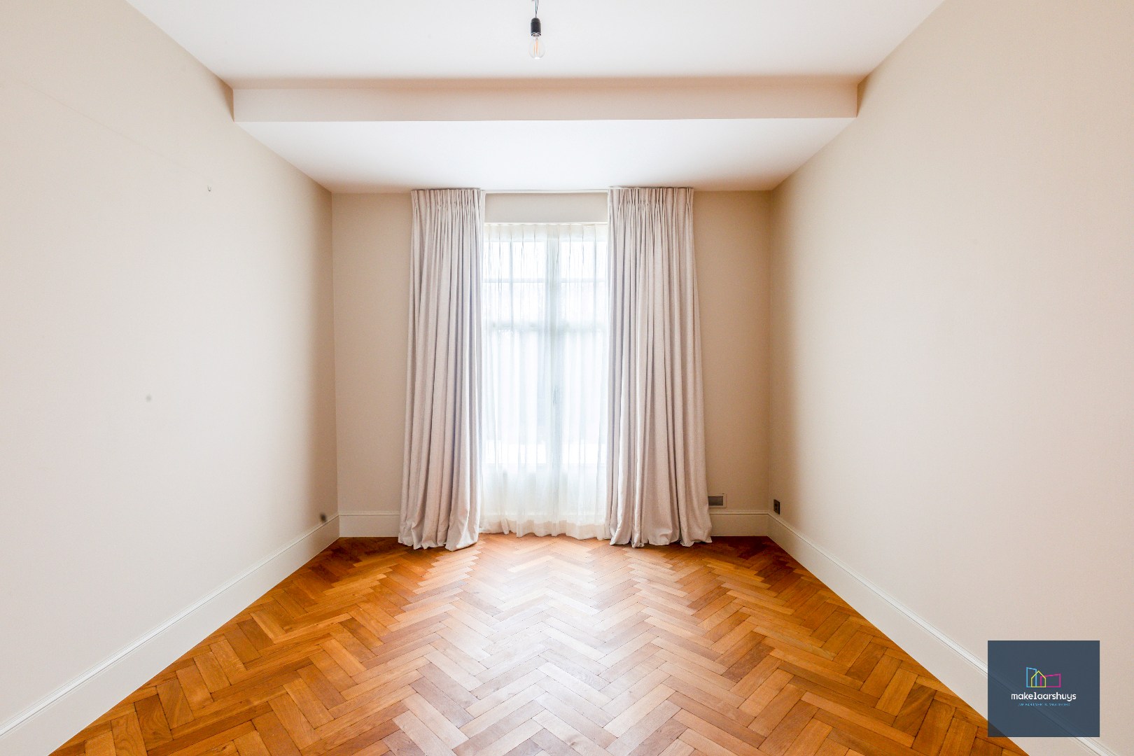 Exclusieve Franse manoir villa met bijhuis aan de Leie 