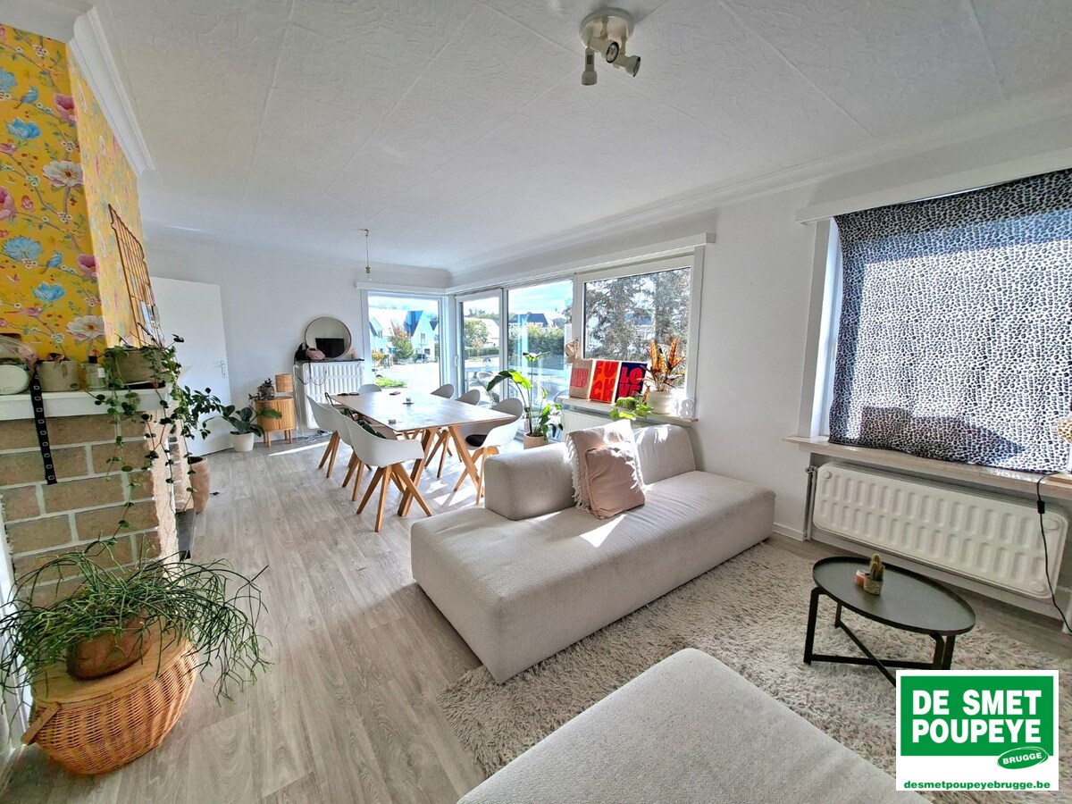Centraal gelegen hoekappartement 