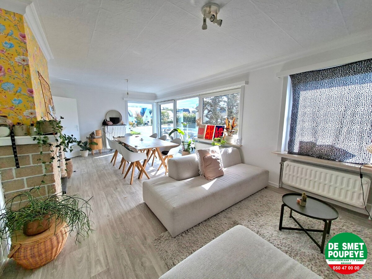 Centraal gelegen hoekappartement 