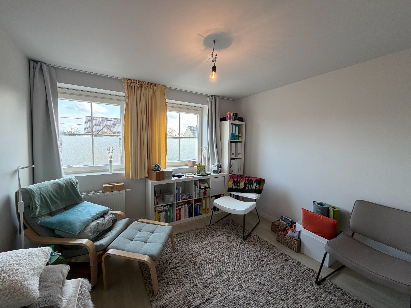 Rustig gelegen rijwoning met 3 slaapkamers, garage en zonnepanelen – Herdersstraat 33, Zulte 