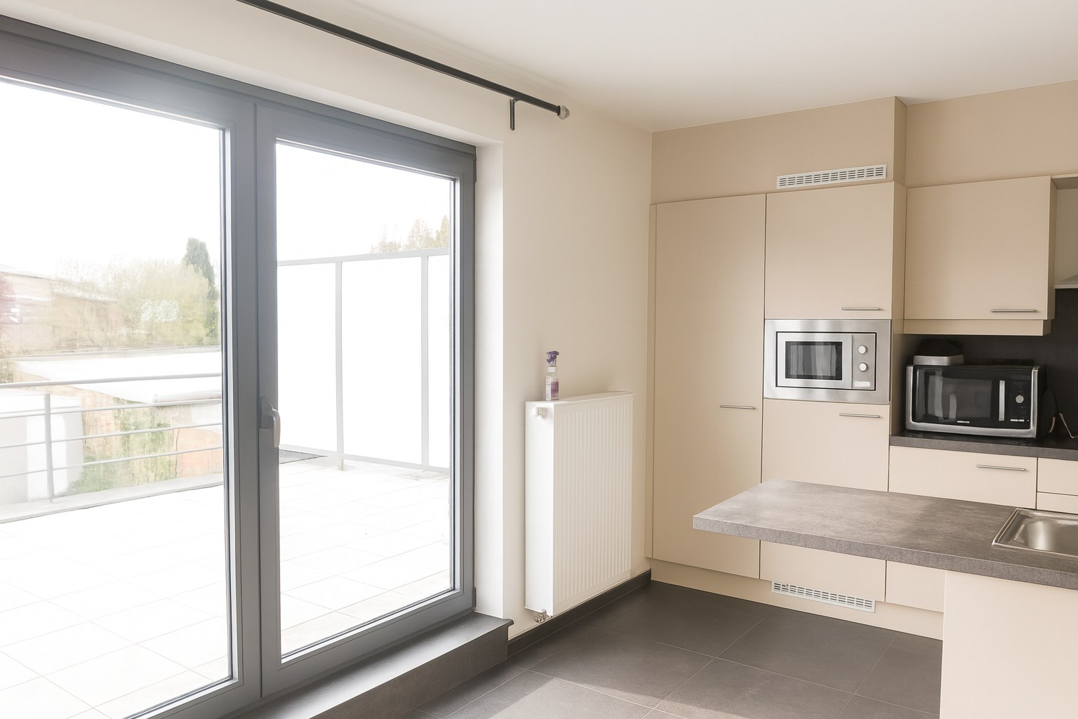 Instapklaar appartement met 2-3 slpk. in centrum Olen 