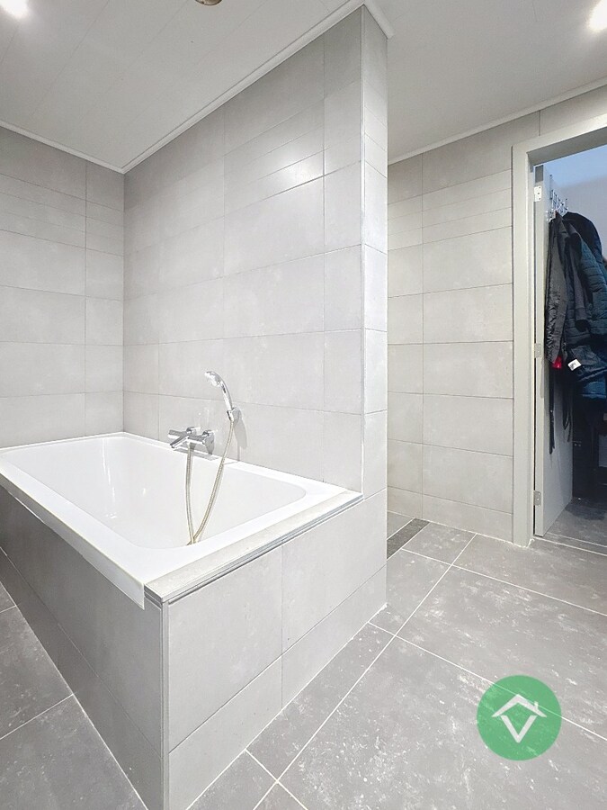 Lichtrijke Loft met 1 slaapkamer te Oostende 