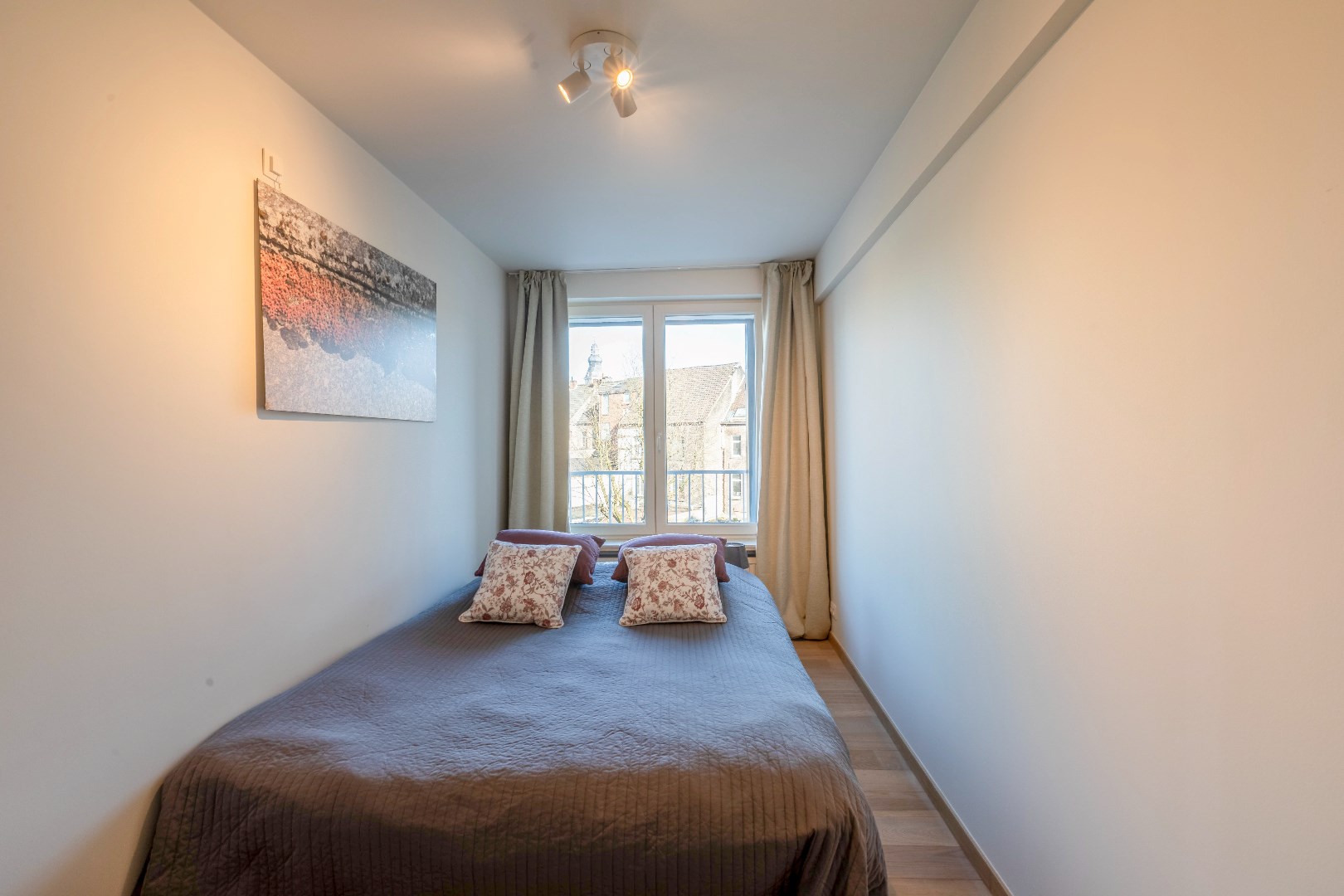 Ruim instapklaar appartement met 3 slaapkamers en een prachtig uitzicht op het park! 