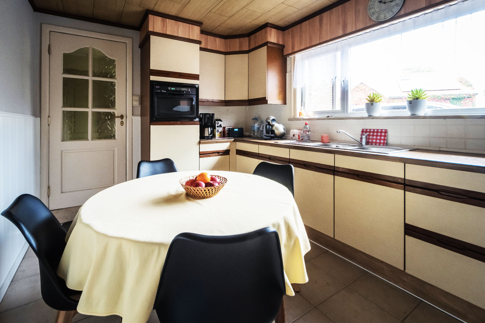 HoB met 3 slpks én extra leefruimte nabij centrum Maldegem 