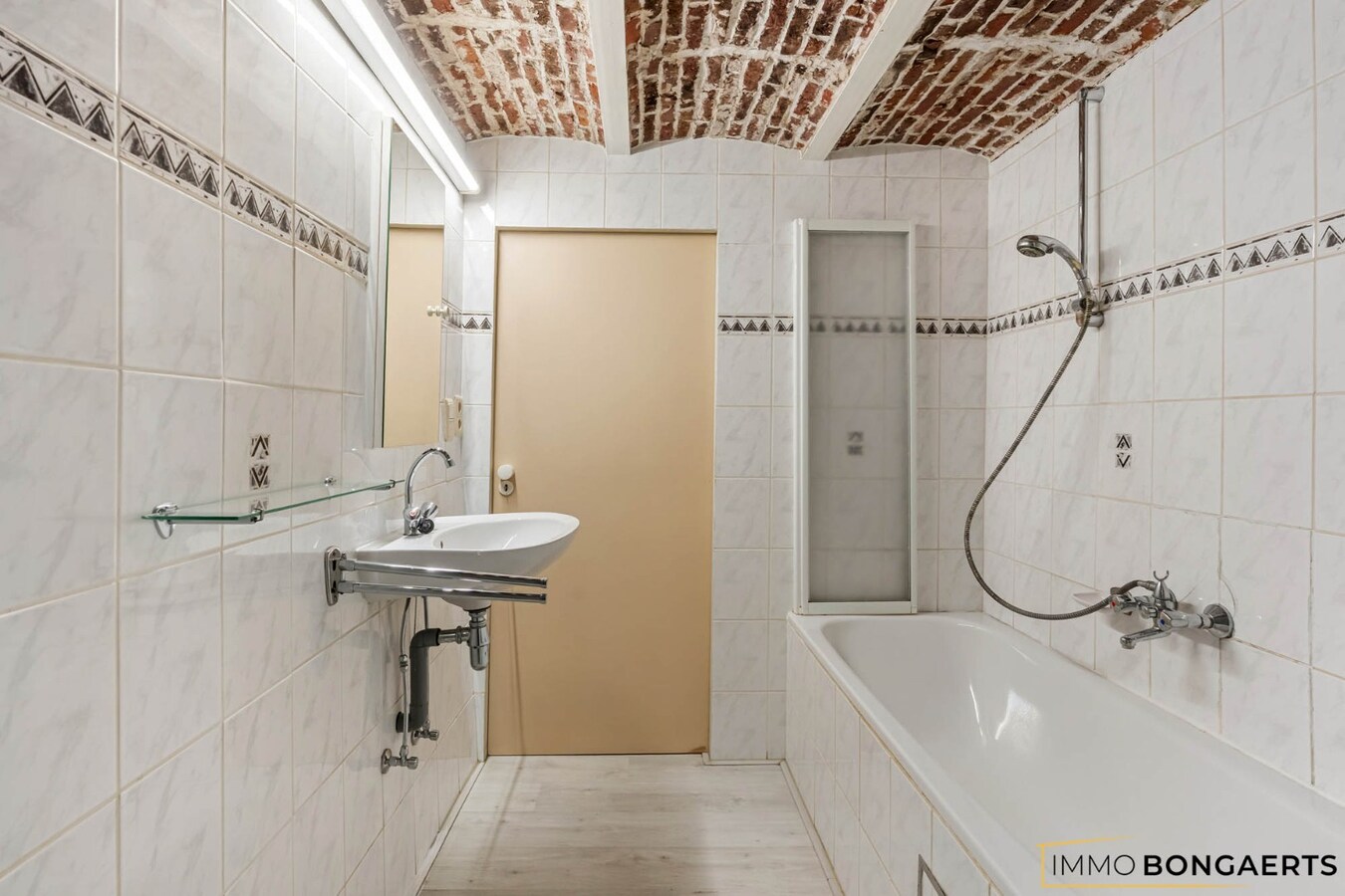 Instapklaar appartement met 2 slaapkamers in As 