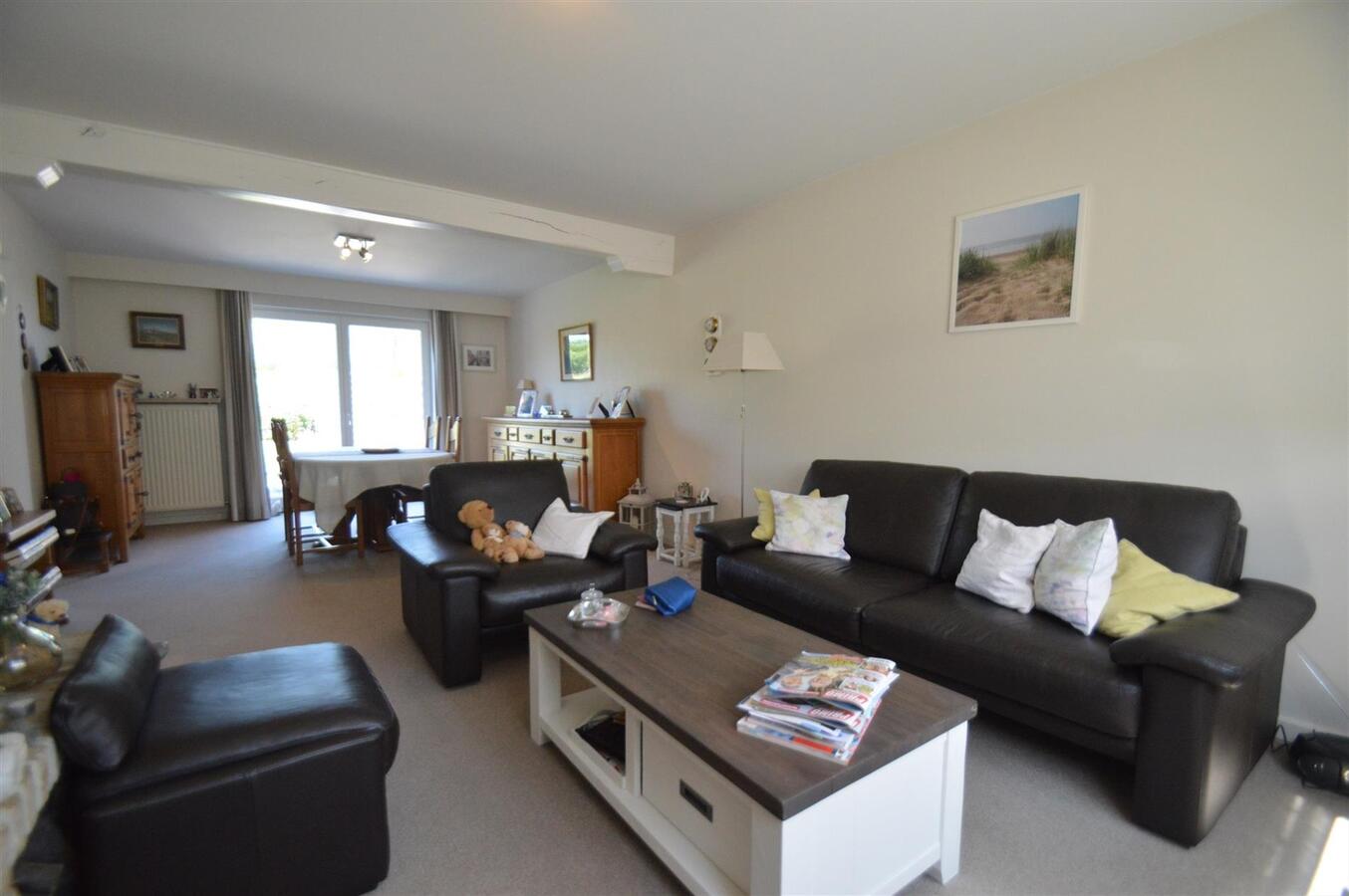 Gezinswoning met grote tuin, oprit &amp; garage - Ramskapelle 