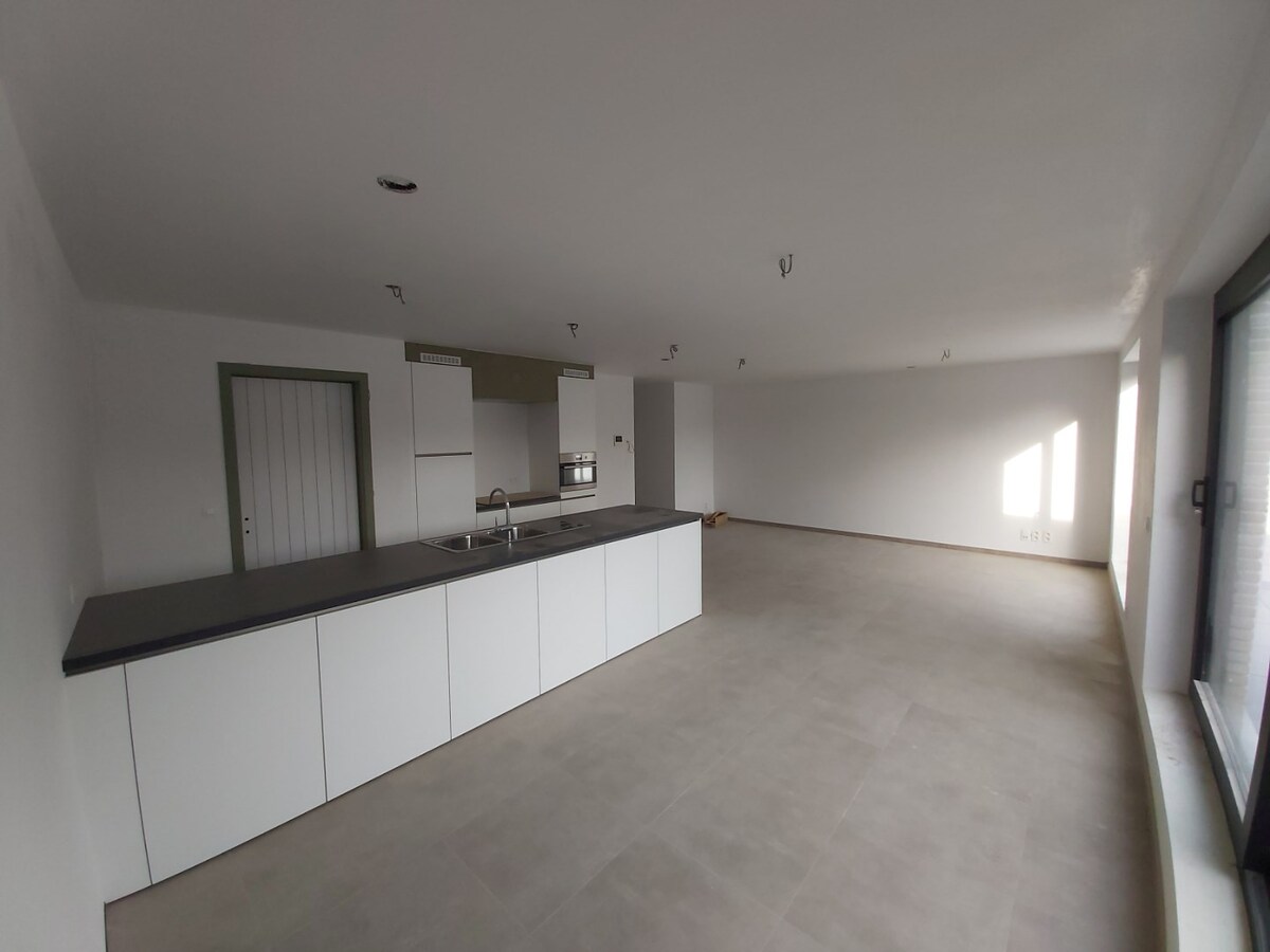 Prachtig, ruim appartement (nieuwbouw). 